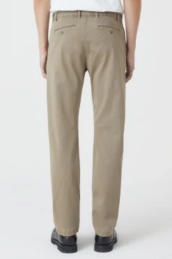 Clifton Slim Chino