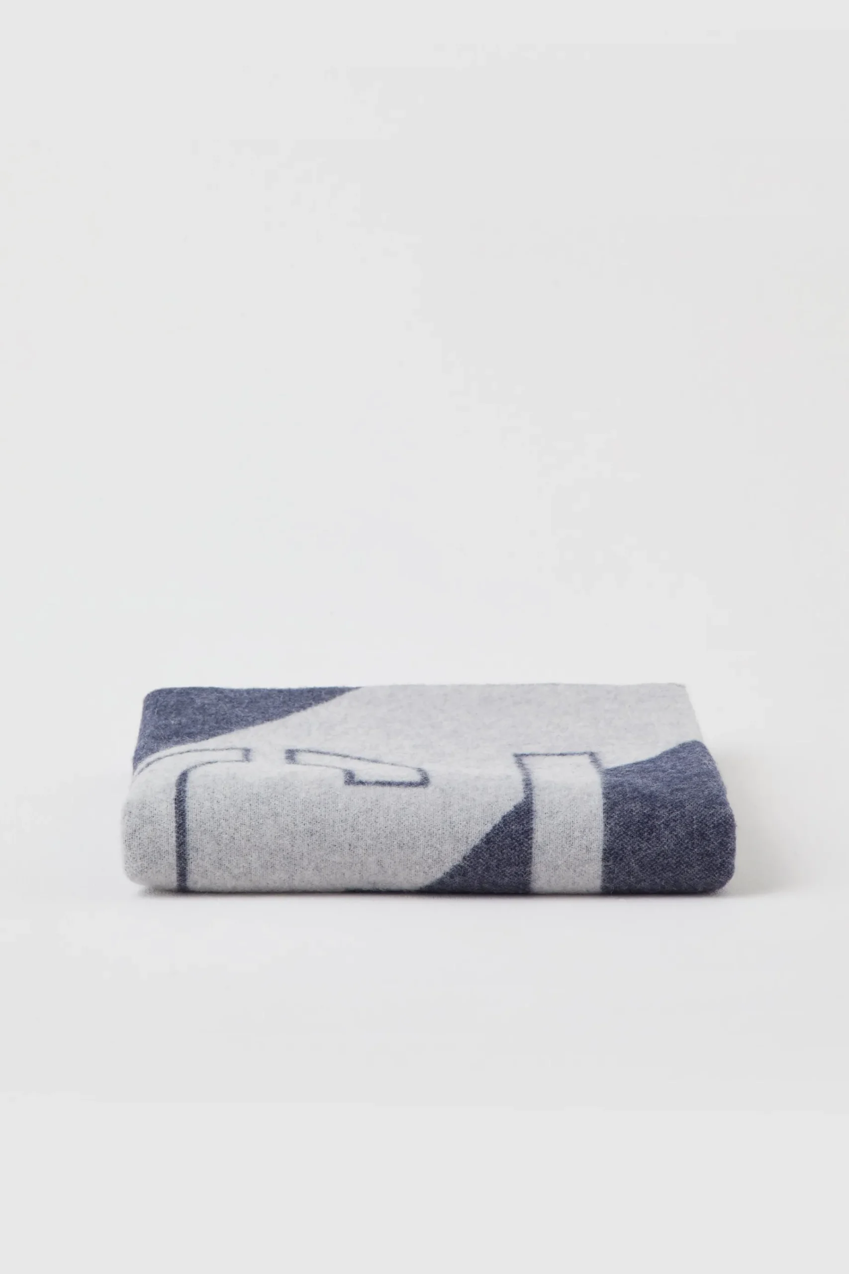 Foulard A Logo Et A Rayures