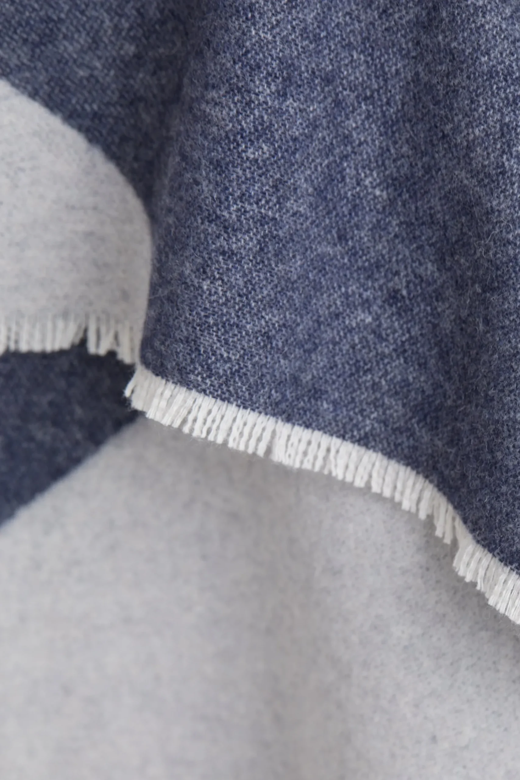 Foulard A Logo Et A Rayures