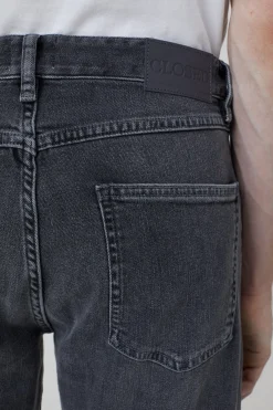 Oakland Straight Denim