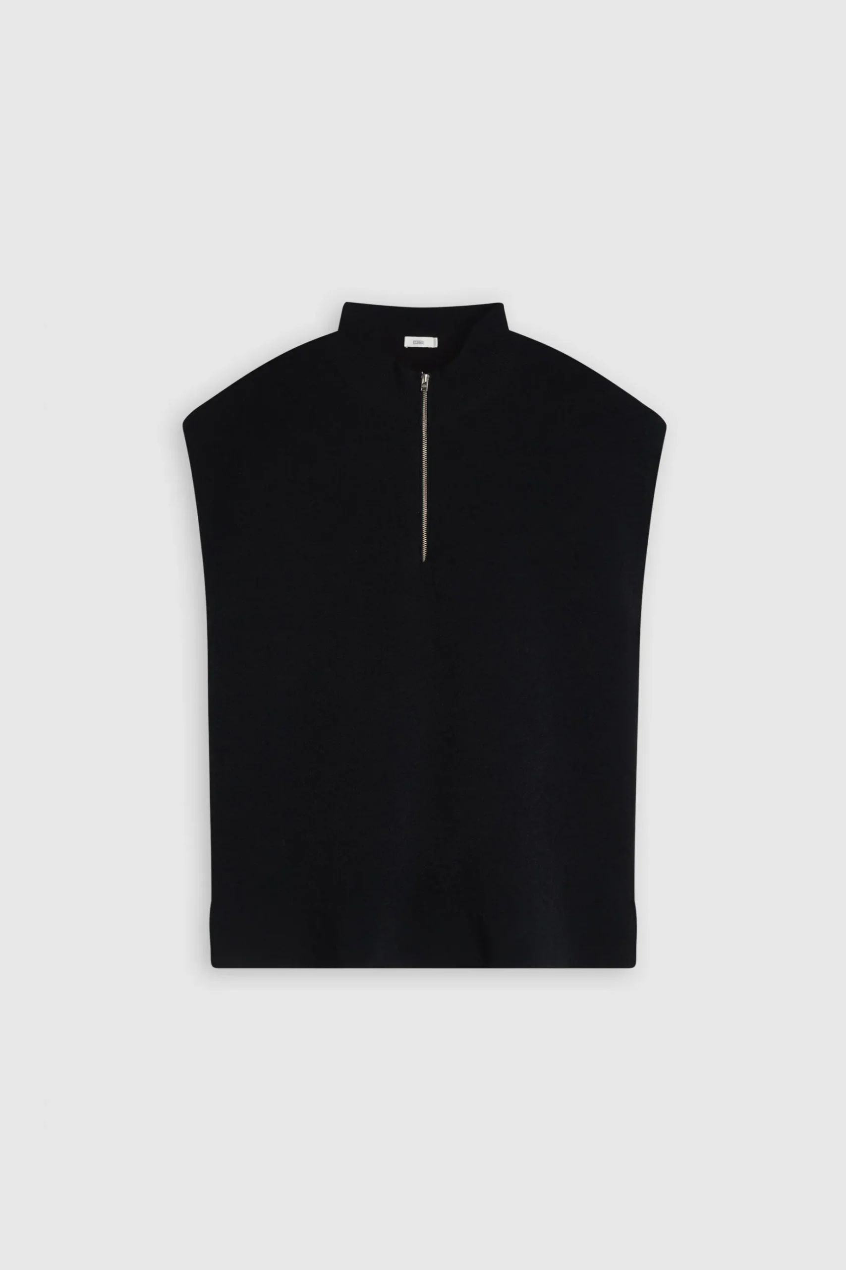 Pull A Demi Zip