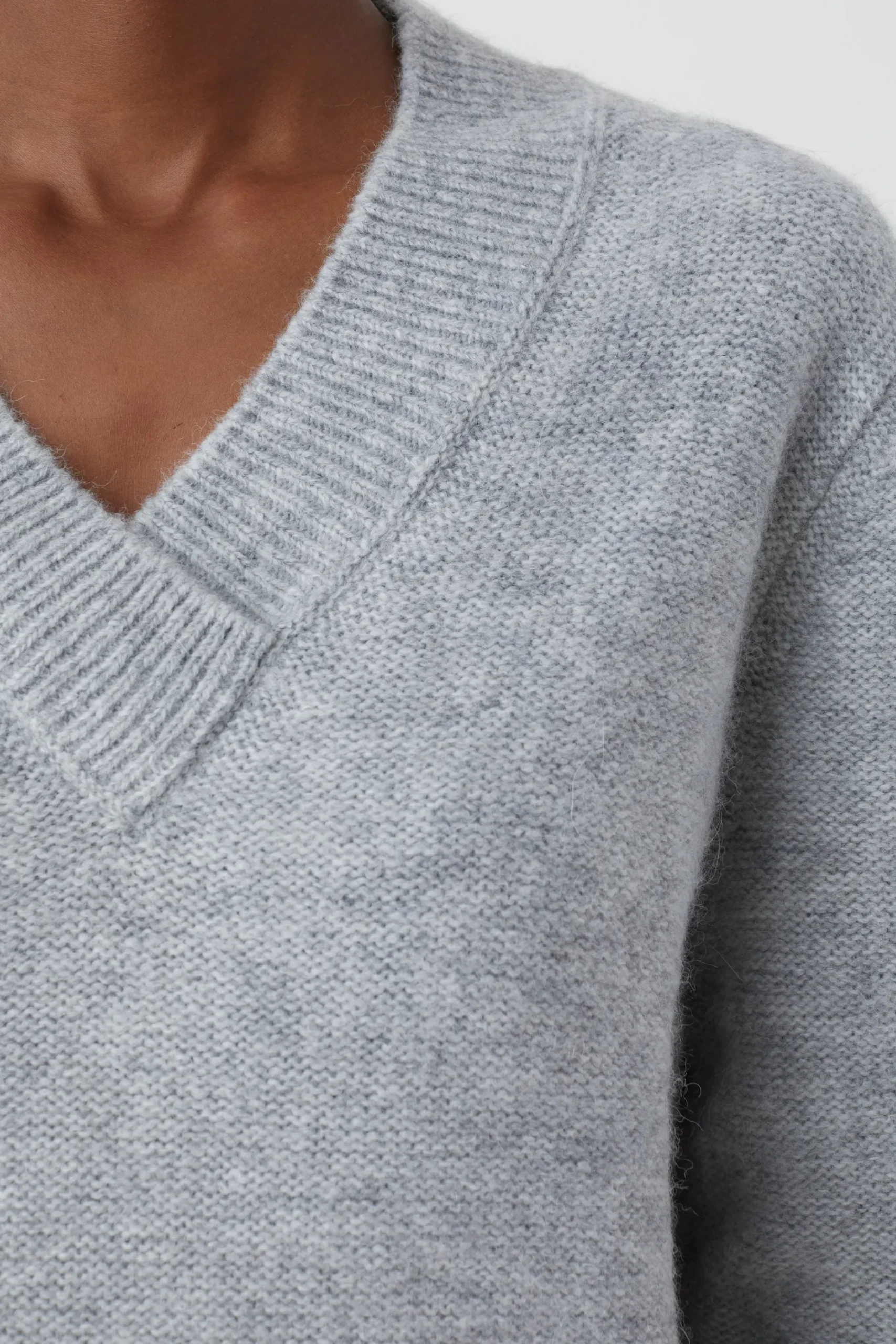 Pull Col V Alpaga Mix
