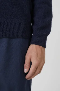 Ras-Du-Cou Raglan
