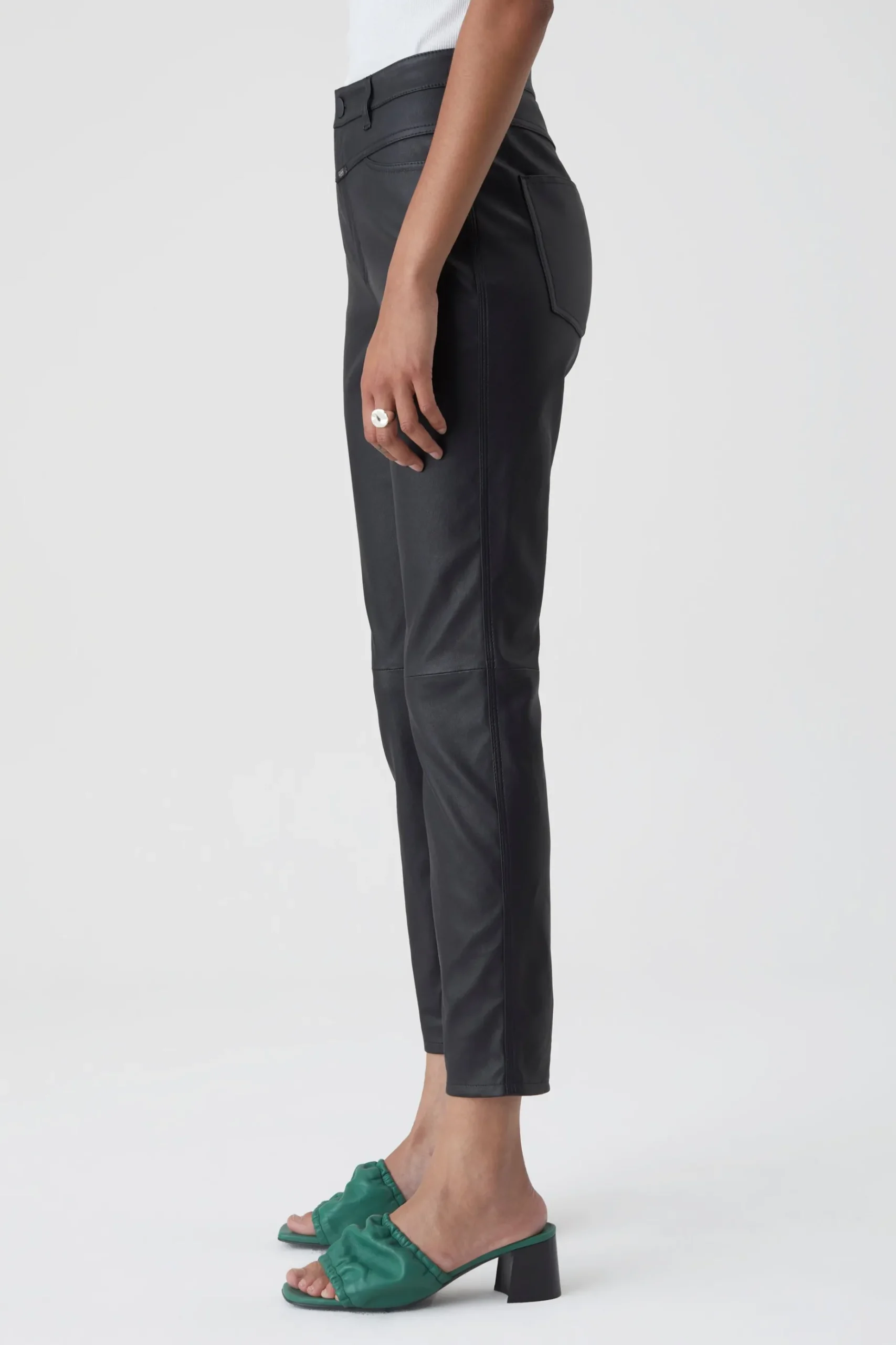 Skinny Pusher En Cuir