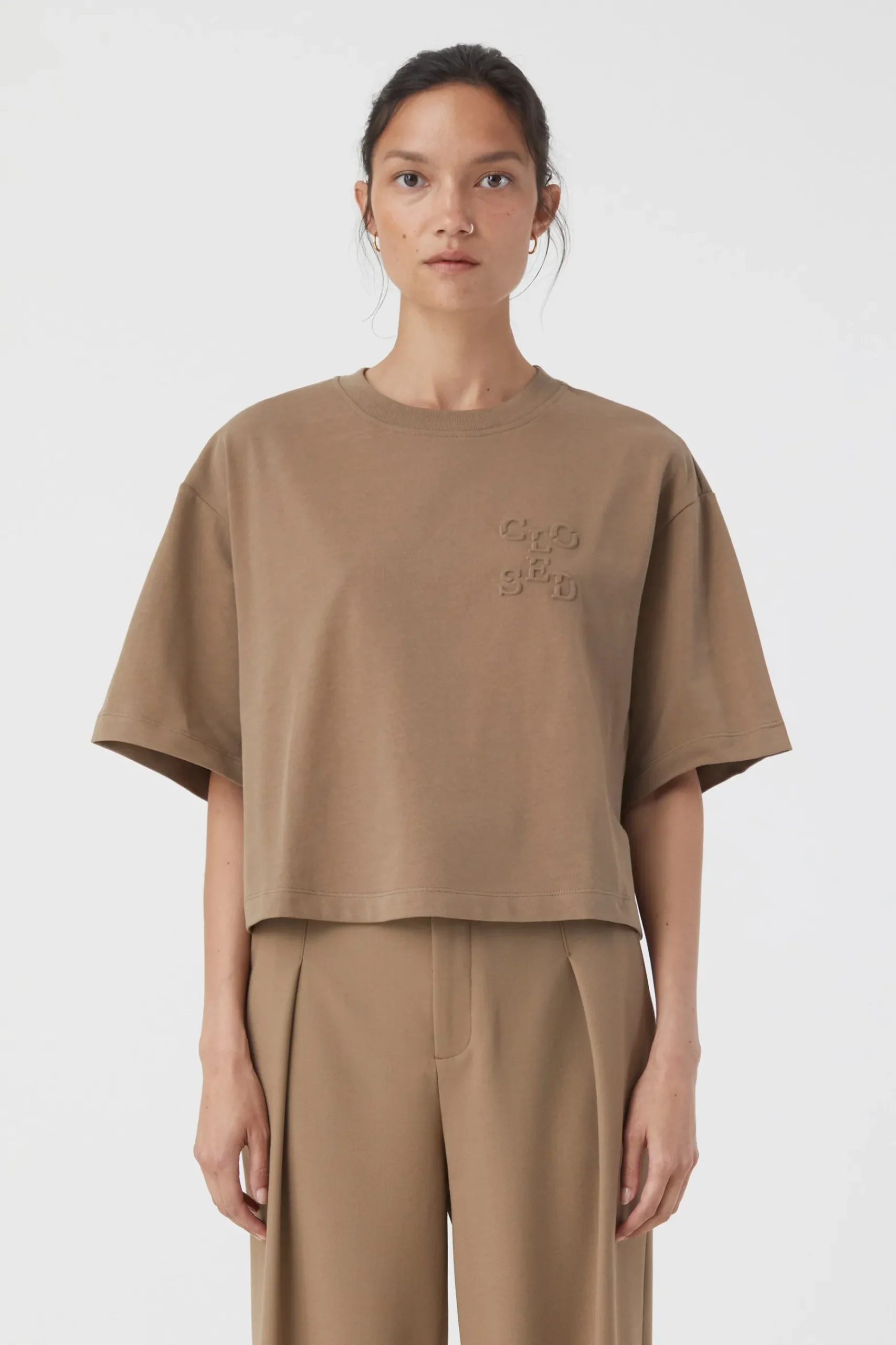 T-Shirt A Logo