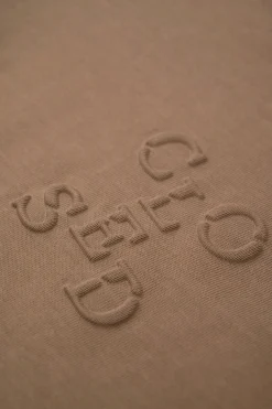 T-Shirt A Logo