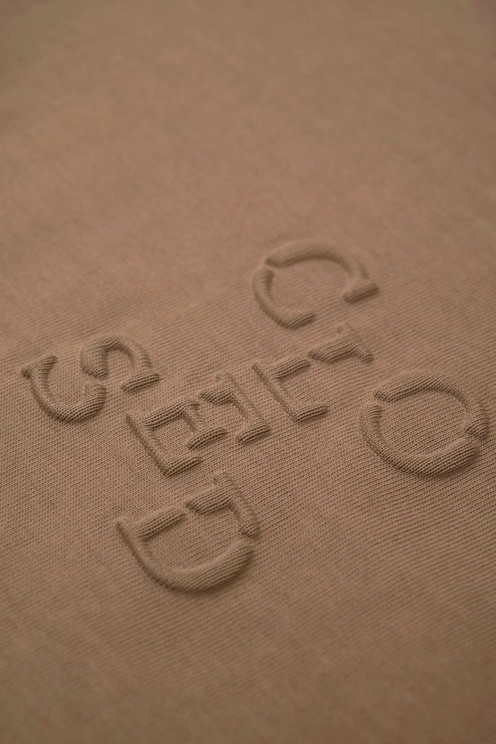 T-Shirt A Logo